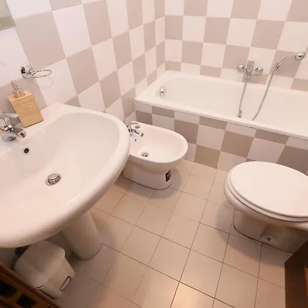 Exclusive In Center Le Cicale Ai Rolli Apartament
